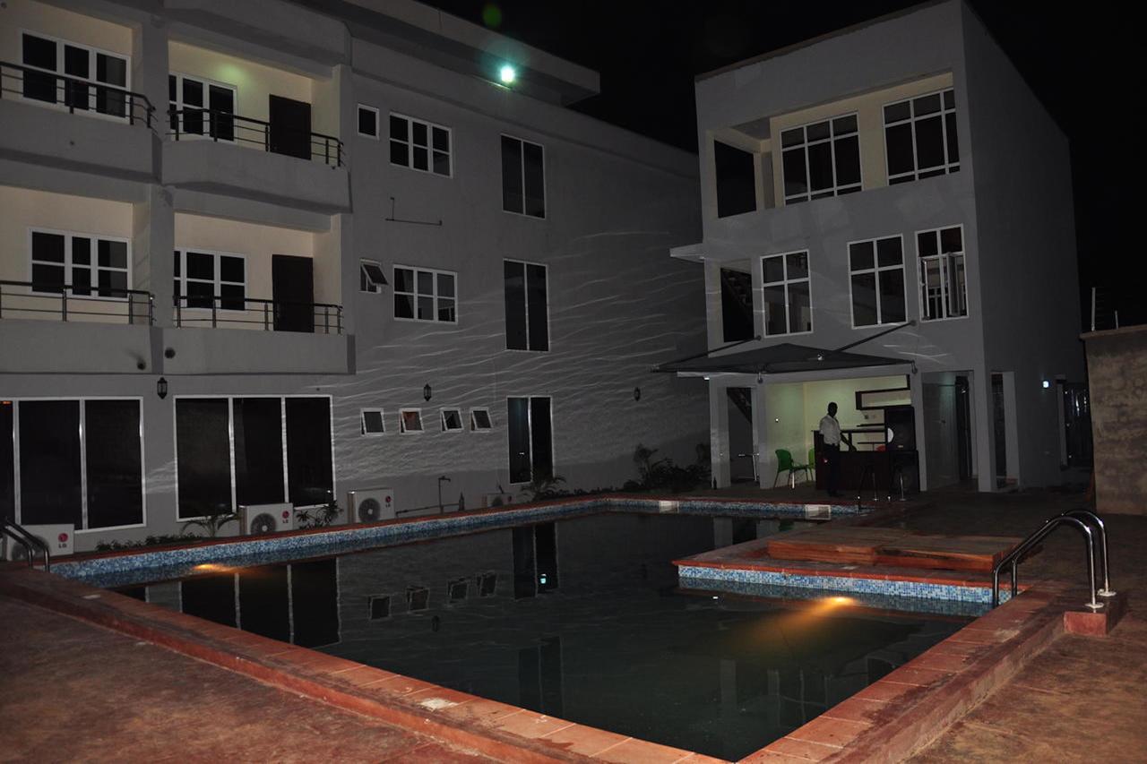 แกรนด์ แบงก์ ลิงค์ โฮเต็ล Hotel Otta ภายนอก รูปภาพ